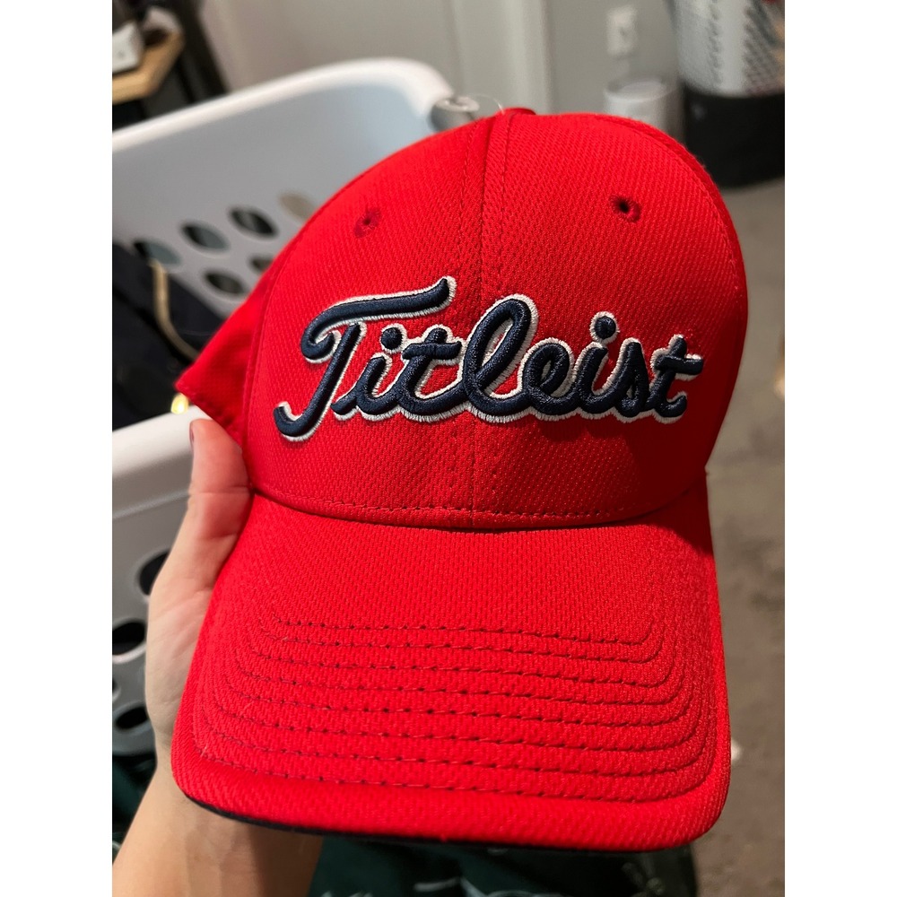 Titleist Golf Hat- Red -‎ NEW